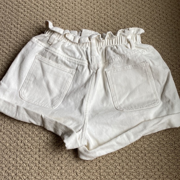 Princess Polly Paperbag Shorts - Picture 2 of 5